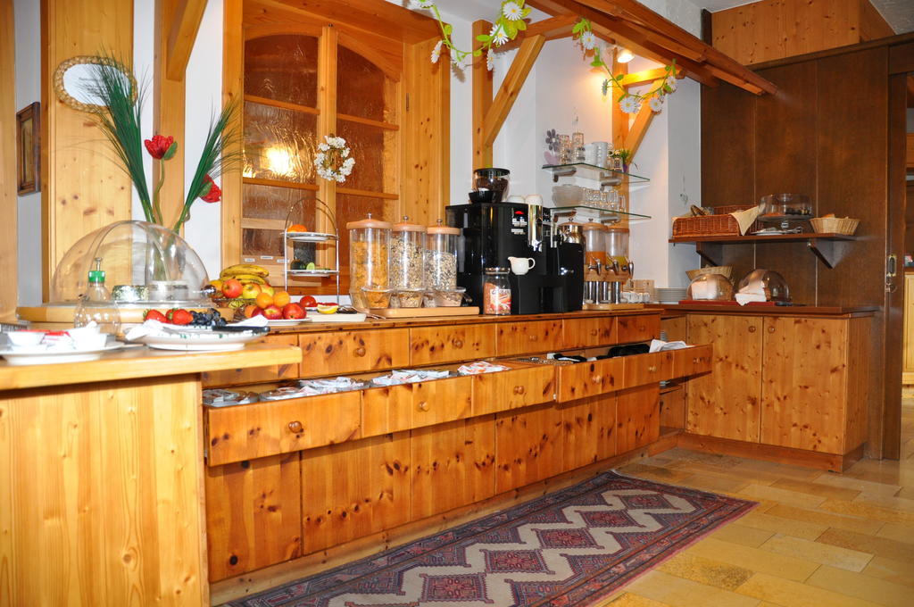 Hotel Almtalerhof Traun Εξωτερικό φωτογραφία