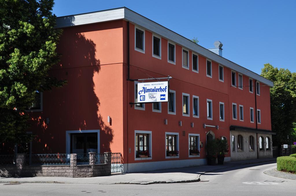 Hotel Almtalerhof Traun Εξωτερικό φωτογραφία