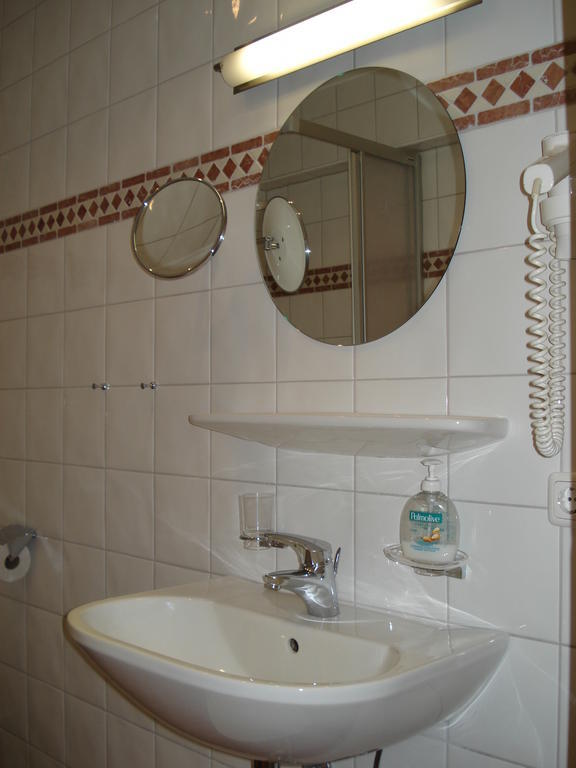 Hotel Almtalerhof Traun Εξωτερικό φωτογραφία